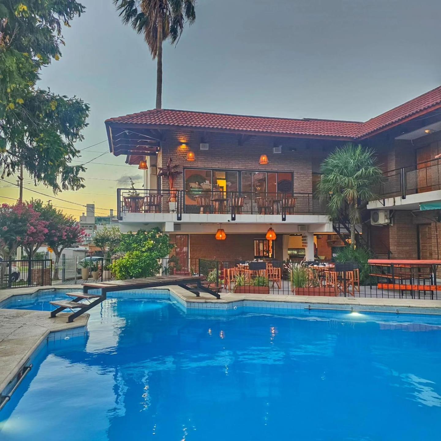 Hotel Carlos Paz Villa Carlos Paz Extérieur photo