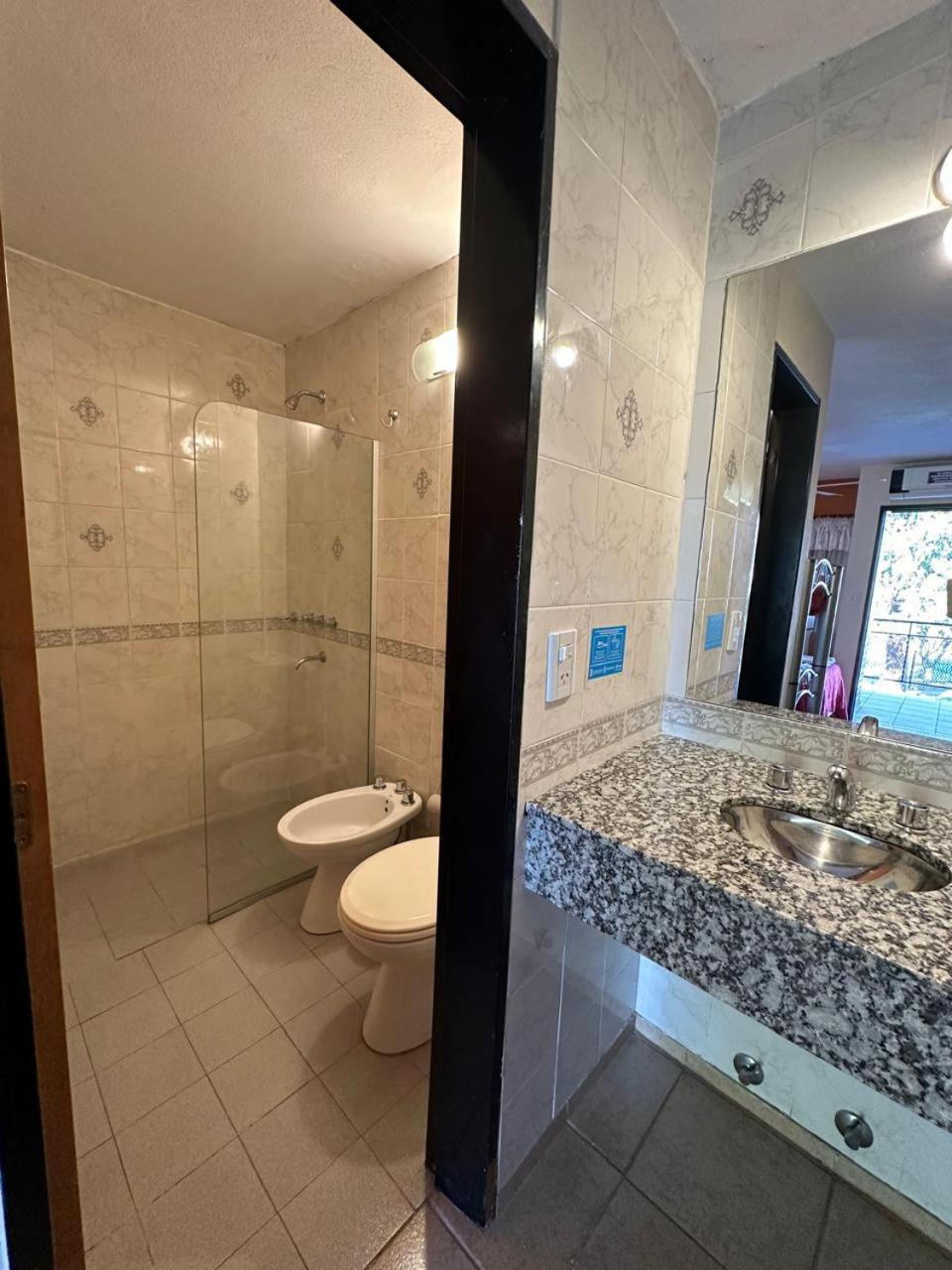 Hotel Carlos Paz Villa Carlos Paz Extérieur photo