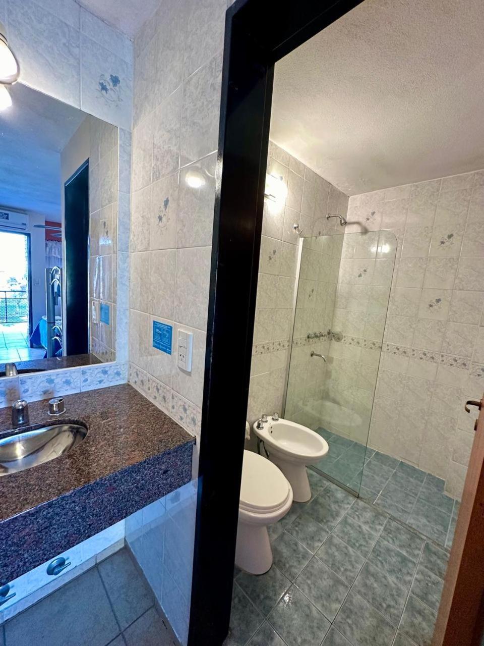 Hotel Carlos Paz Villa Carlos Paz Extérieur photo