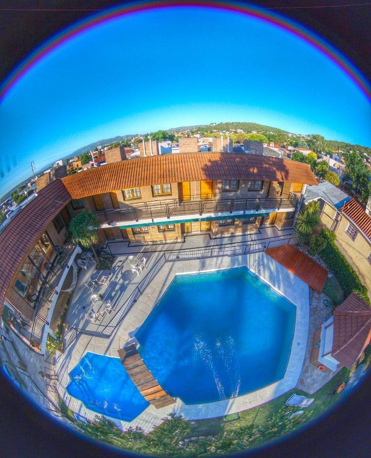 Hotel Carlos Paz Villa Carlos Paz Extérieur photo