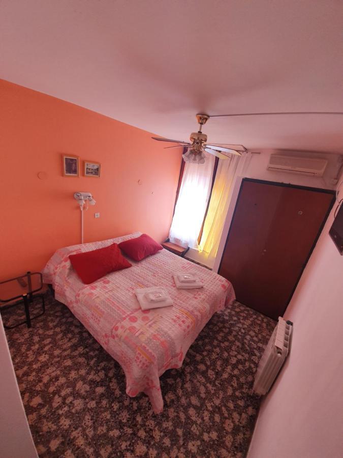 Hotel Carlos Paz Villa Carlos Paz Extérieur photo